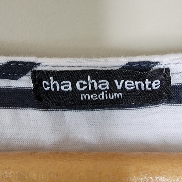 Cha Cha Vente | Mixed Print Striped and Floral Short Sleeve Tee Size Medium - Picture 3 of 5